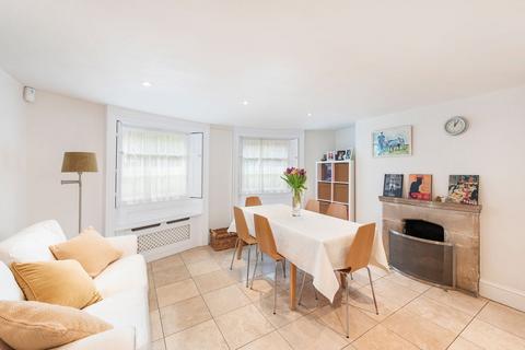 3 bedroom semi-detached house to rent, Goldhawk Road, Hammersmith W6