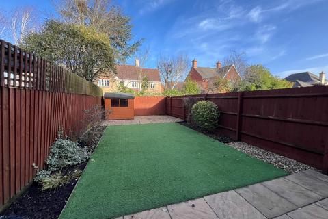 2 bedroom semi-detached house to rent, Mander Close, Duston, Northampton, NN5