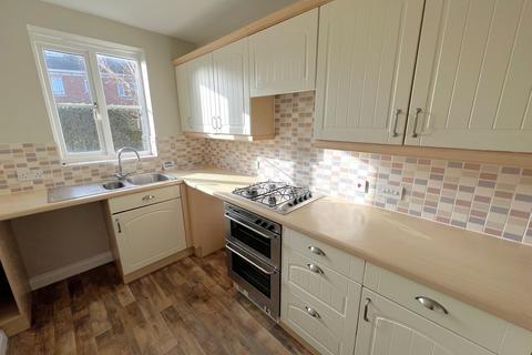 2 bedroom semi-detached house to rent, Mander Close, Duston, Northampton, NN5