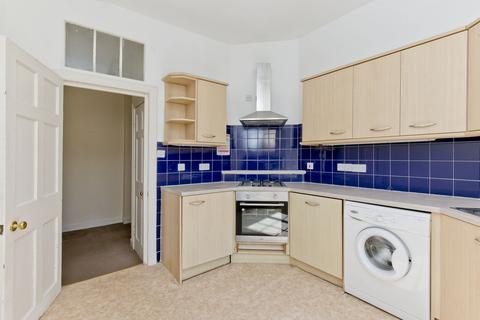2 bedroom flat for sale, 2/5 East Broughton Place, New Town, Edinburgh, EH1 3RP
