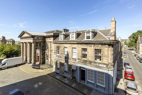 2 bedroom flat for sale, 2/5 East Broughton Place, New Town, Edinburgh, EH1 3RP