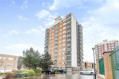 2 bedroom flat for sale, Lakeside Rise, Manchester, Greater Manchester, M9