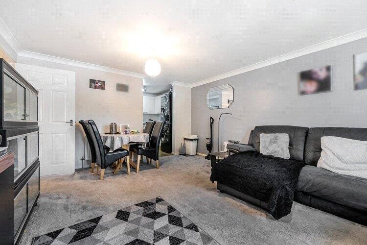 Apartment in Reading, Reading West - View 4