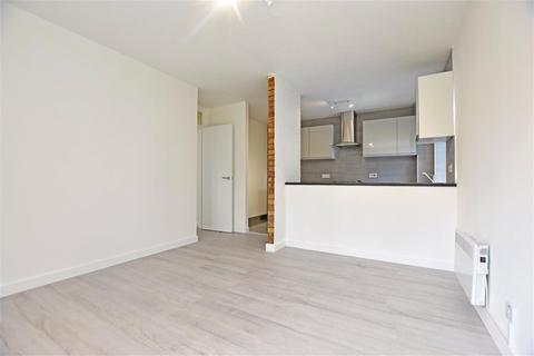 2 bedroom apartment to rent, The Grove, Isleworth