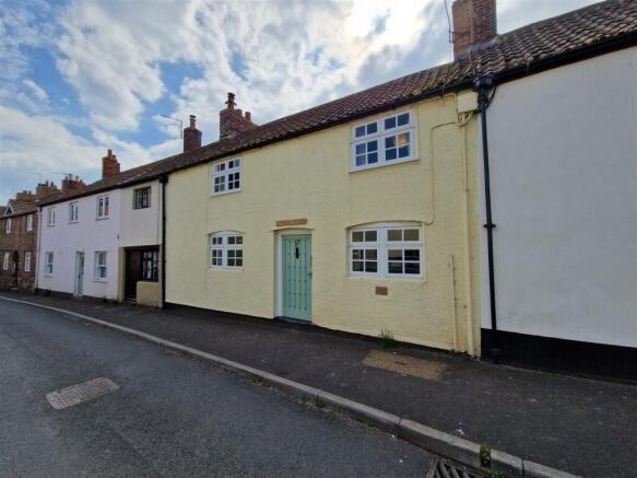 2 bedroom cottage to rent