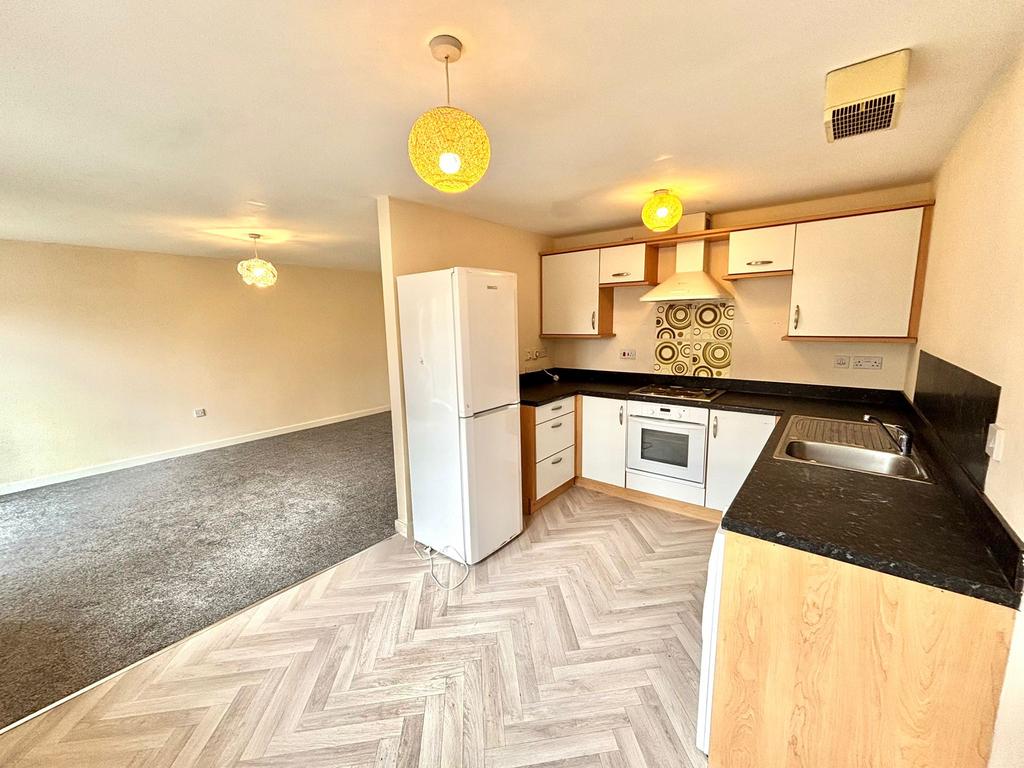 Apartment in Sheffield, South Yorkshire - View 2