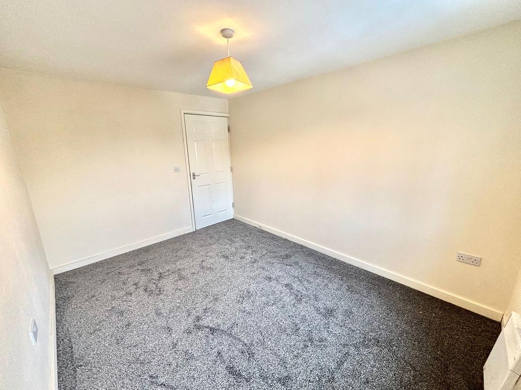 Apartment in Sheffield, South Yorkshire - View 5