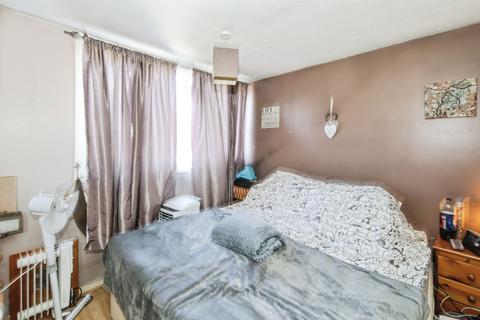 3 bedroom semi-detached house for sale, St. Leonards View, Dordon, Tamworth