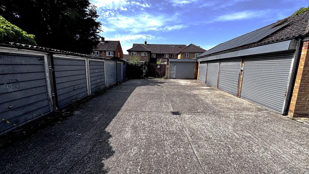Garage Compound at Reddington Drive, Berkshire, SL3 7QT - View 3