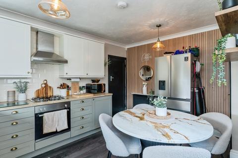 2 bedroom bungalow for sale, Regent Road, RHYL, Clwyd, LL18