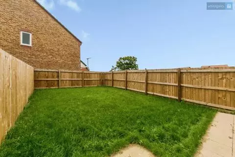 3 bedroom semi-detached house for sale - View 2