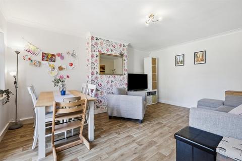 3 bedroom maisonette for sale, Beechwood Park, South Woodford