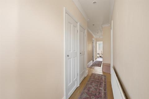 3 bedroom maisonette for sale, Beechwood Park, South Woodford