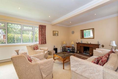 3 bedroom detached house for sale, Ray Park Avenue, Maidenhead SL6