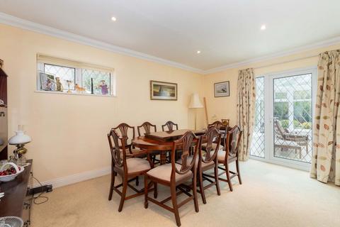 3 bedroom detached house for sale, Ray Park Avenue, Maidenhead SL6