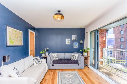 2 bedroom flat for sale, 5/4 Clarice McNab Lane, Edinburgh, EH6 5FA