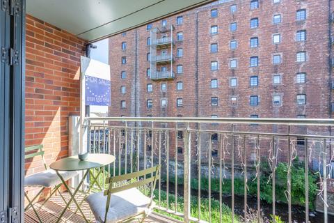 2 bedroom flat for sale, 5/4 Clarice McNab Lane, Edinburgh, EH6 5FA