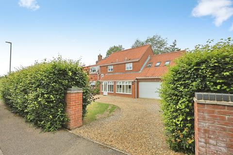 5 bedroom detached house for sale, Vicarage Meadows, Dereham