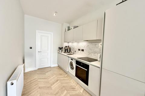 1 bedroom ground floor flat for sale, 153 Somerford Road, Christchurch BH23