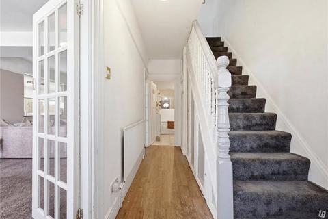 4 bedroom detached house for sale, Jersey Gardens, Wickford, SS11