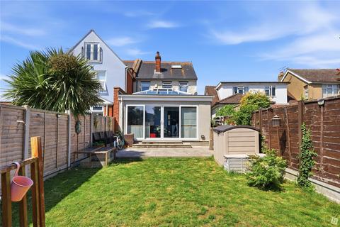 4 bedroom detached house for sale, Jersey Gardens, Wickford, SS11