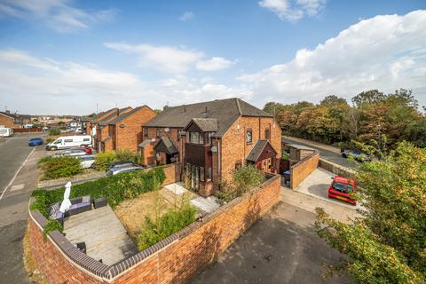 2 bedroom end of terrace house for sale, The Furrows, Southam