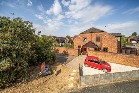 2 bedroom end of terrace house for sale, The Furrows, Southam