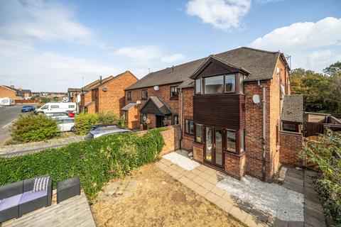 2 bedroom end of terrace house for sale, The Furrows, Southam