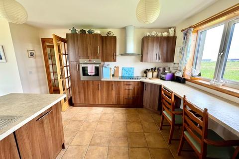 3 bedroom detached house for sale, Scarfskerry, Thurso, Highland. KW14 8XN