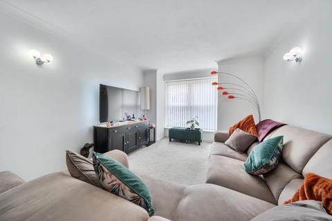 1 bedroom apartment for sale, Spiceball Park Road, Banbury