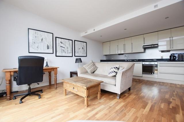 Apartment in Sheffield, Saint George's Quarter, Broomhall - View 2