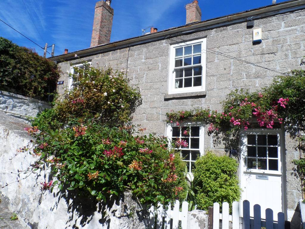 2 bedroom house to rent