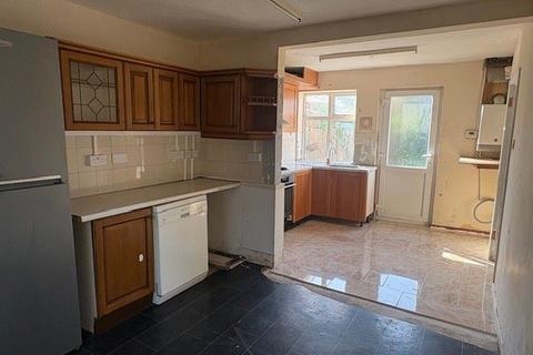 4 bedroom terraced house for sale, Burwood Road, Walton-on-Thames KT12