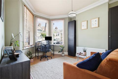 2 bedroom maisonette for sale, Willingdon Road, London, N22