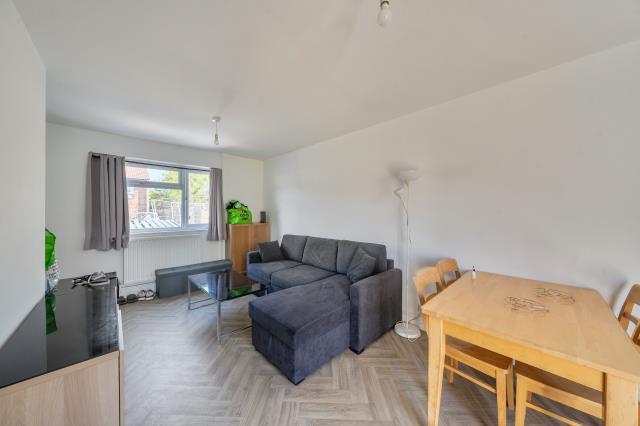House in Oxford, Cowley - View 5