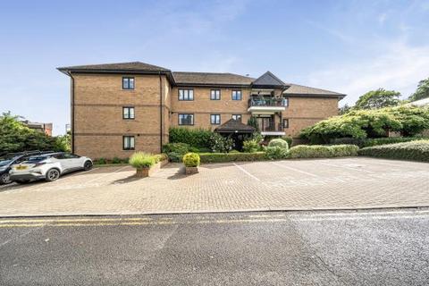 2 bedroom apartment for sale, Regents Park Road, London