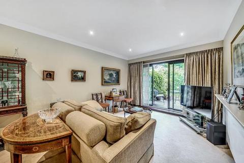 2 bedroom apartment for sale, Regents Park Road, London