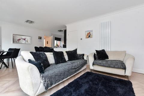 2 bedroom semi-detached bungalow for sale, Rosemary Gardens, Broadstairs CT10