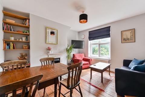 Bilton House, Nine Elms, London, SW8
