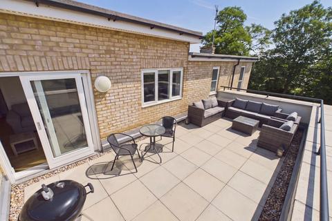 Talehangers Close, Bexleyheath, Kent, DA6
