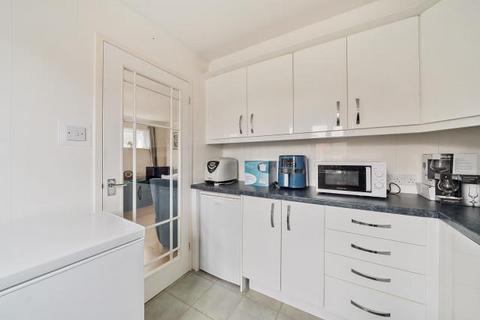 1 bedroom semi-detached house for sale, Walton Way, Newbury