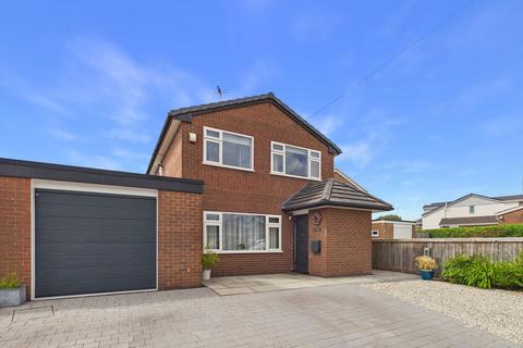3 bedroom link detached house for sale, Myrtle Avenue, Higher Kinnerton, CH4