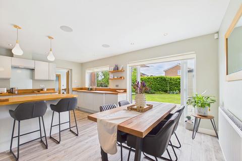 3 bedroom link detached house for sale, Myrtle Avenue, Higher Kinnerton, CH4