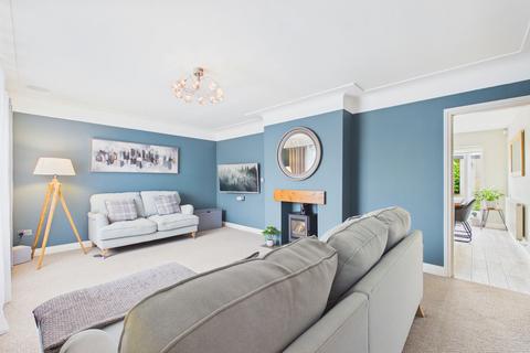 3 bedroom link detached house for sale, Myrtle Avenue, Higher Kinnerton, CH4