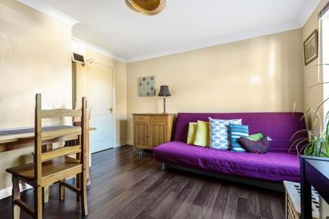 1 bedroom apartment for sale, Compass House, Reading