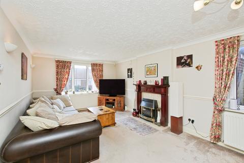 3 bedroom detached bungalow for sale, Jennings Way, Burton-On-Trent