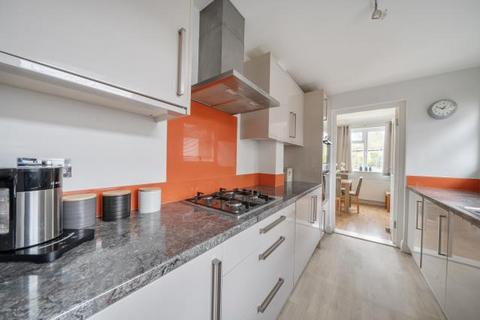 3 bedroom semi-detached house for sale, Oakdene Drive, Surbiton