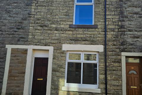 2 bedroom terraced house to rent, Commercial Street, Bacup OL13