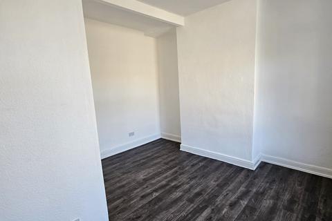 2 bedroom terraced house to rent, Commercial Street, Bacup OL13