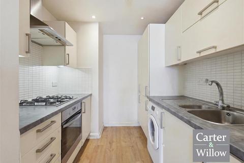2 bedroom apartment for sale, Driberg Court, Dagenham, Essex